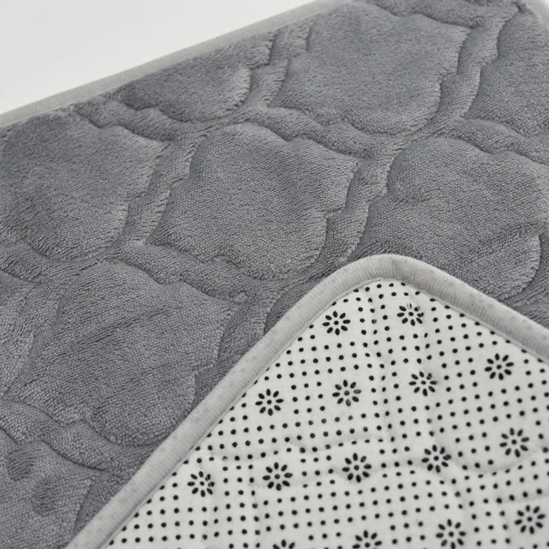 Tappeto da bagno grigio chiaro a righe 40 x 60cm – Morbido, assorbente e antiscivolo - Tappeti bagno e cucina
