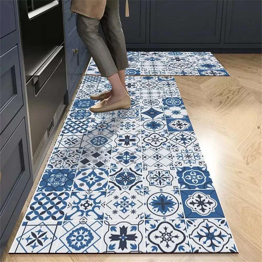 Tappeto cucina antiscivolo lungo – Disegno minimal chic (1 o 2 pezzi)